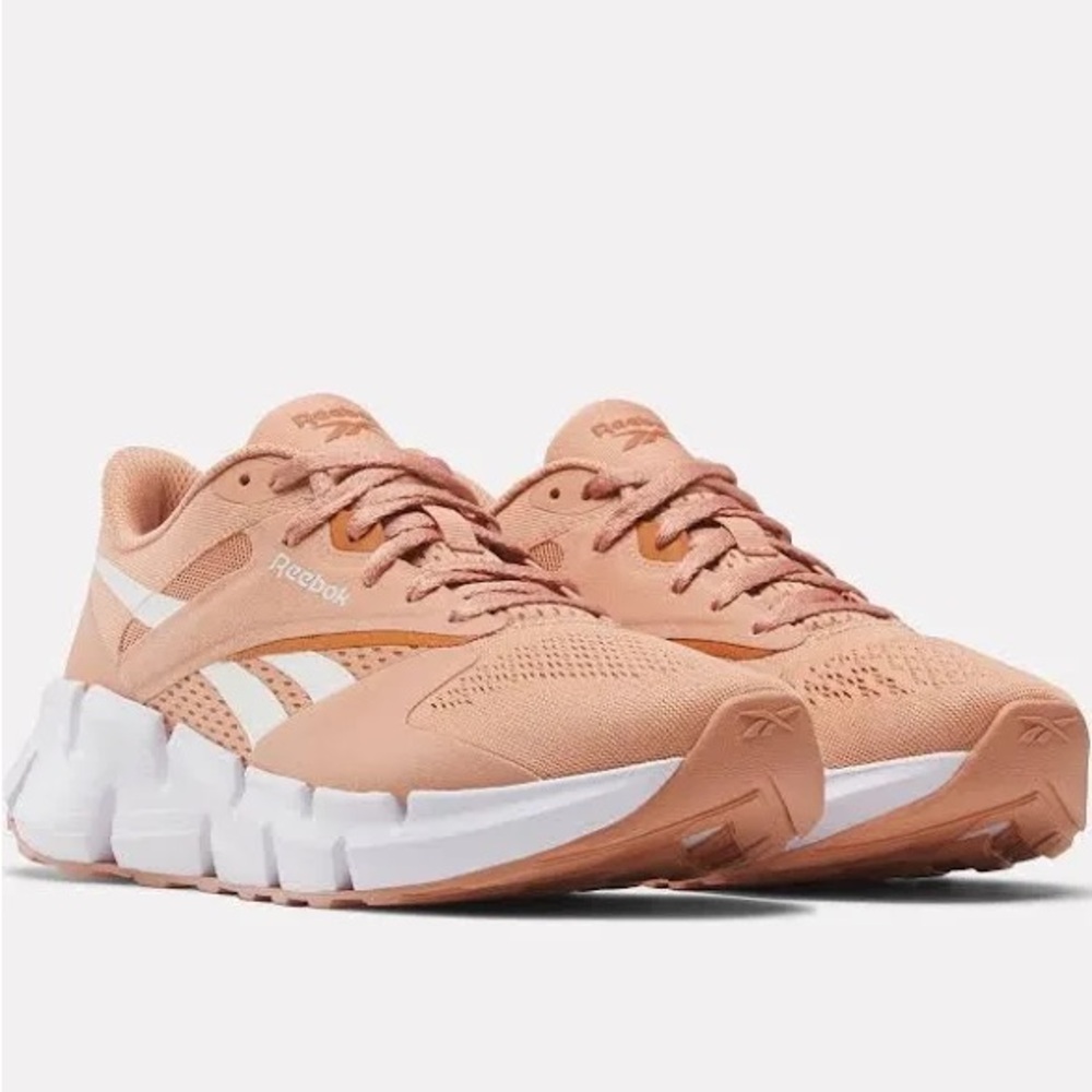 Reebok Women's Zig Dynamica Clay Athletic Shoes